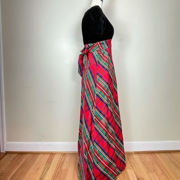 Shawn Jrs. Petite Vintage Plaid Maxi Gown Dress - Picture 4 of 6